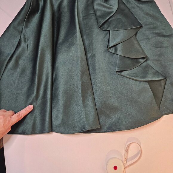 Womens Sweetheart Neckline Ruffled Whimsical Glam Strapless Dress Sz 7 HOCO GRN - Picture 14 of 16